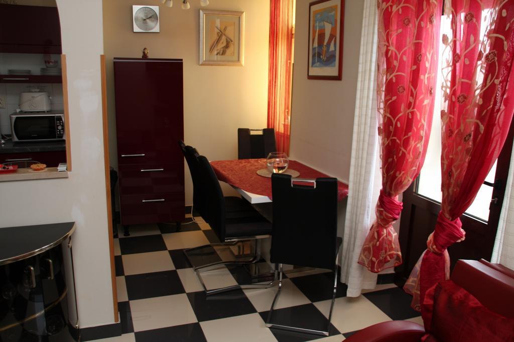 Apartments Mia Podgora Cameră foto